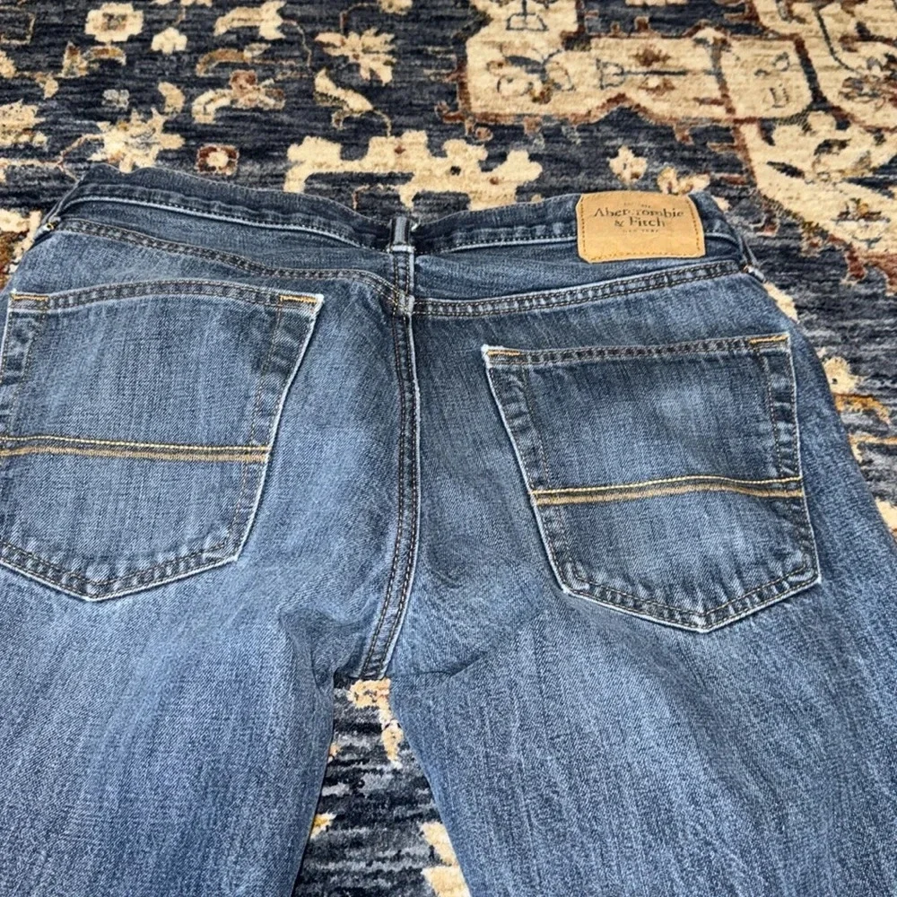 Abercrombie & Fitch A&F men denim jeans pants 32x32 button fly classic straight